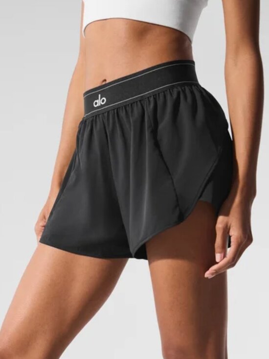 ALO Yoga Pants - 🎀🎗NWT Alo Yoga Match Point Short  Sweet and cool girl style